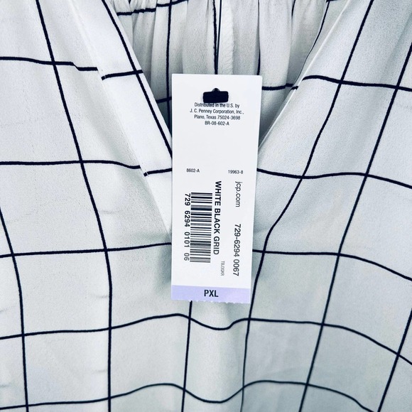 Women’s Worthington white and black grid patterned blouse, NWT - Picture 3 of 6